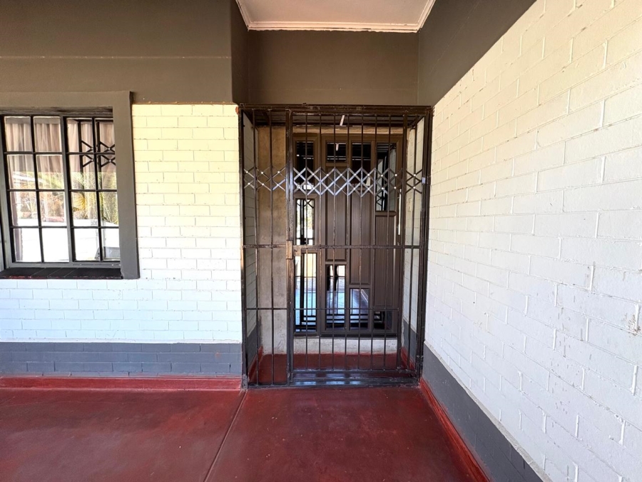 To Let 3 Bedroom Property for Rent in Doorn Free State